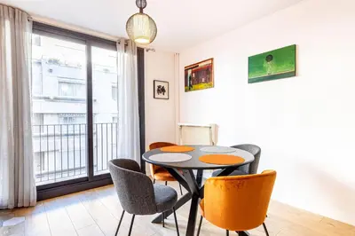 Coin salon dans l'établissement GuestReady - Appartement baigné de lumière