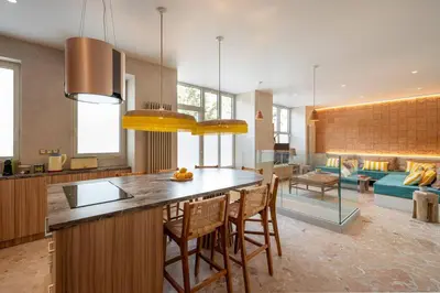Coin salon dans l'établissement Branded New Loft Riviera Style - 8 guests - Vanves