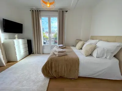 Un ou plusieurs lits dans un hébergement de l'établissement L'appartement Edouard