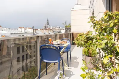Balcon ou terrasse dans l'établissement Superbe appartement au coeur de Paris