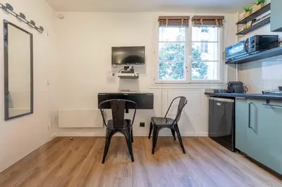 Cuisine ou kitchenette dans l'établissement Peaceful studio - 2P - Faubourg-Montmartre