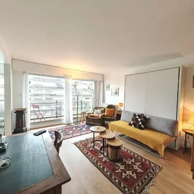 Appartement avec balcon et parking à Paris Alésia
