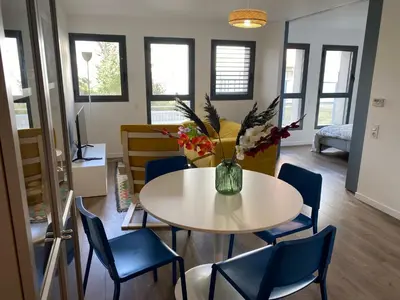 Coin salon dans l'établissement Haut Standing Suresnes