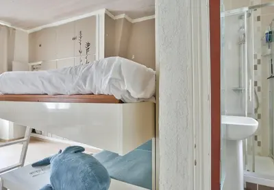 Salle de bains dans l'établissement GuestReady - Lovely Minimalist Studio in Plaisance