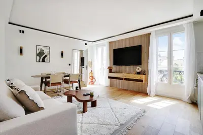 Télévision ou salle de divertissement dans l'établissement PARIS 13 - Magnifique appartement L013
