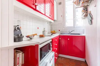 Cuisine ou kitchenette dans l'établissement GuestReady - Très bel Appartement confortable