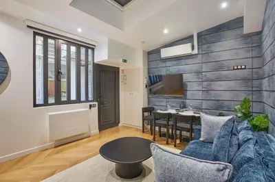 Coin salon dans l'établissement Apartment Saint Germain des Prés by Studio prestige