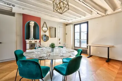 Plan de l'établissement Le Marais Superb Apartment Terrace Paris Free Netflix