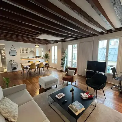 Lovely large apartment (4p) near Montparnasse