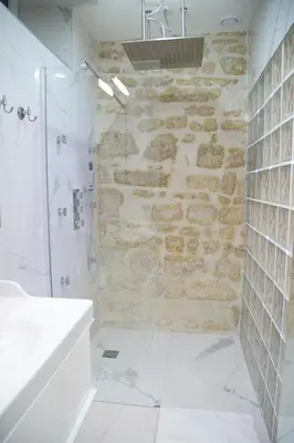Salle de bains dans l'établissement Mathilde - Authentic Studio Saint-Germain Seine Walk