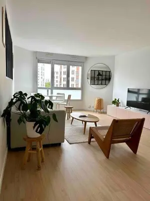 Télévision ou salle de divertissement dans l'établissement Appart Cosy de 52m2