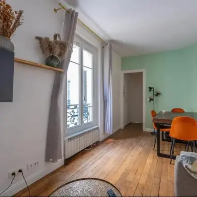 Appartement parisien (12ème)