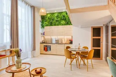 Cuisine ou kitchenette dans l'établissement Maury Modern Loft - AC - Ideal Location - Peaceful