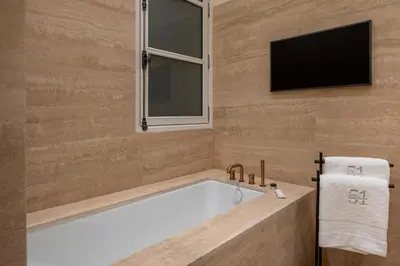 Salle de bains dans l'établissement Appartement Avenue Montaigne - Paris Champs Elysées