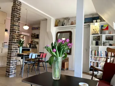 Coin salon dans l'établissement Appartement cosy dans le 9e