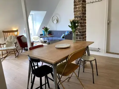 Coin salon dans l'établissement Appartement cosy dans le 9e