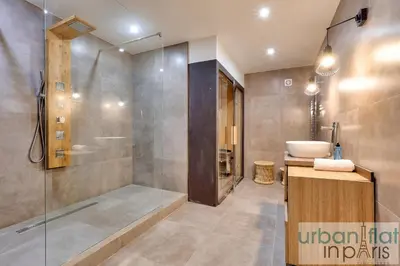 Salle de bains dans l'établissement Urban Flat 77 - Sublime and Spacious Flat in Le Marais