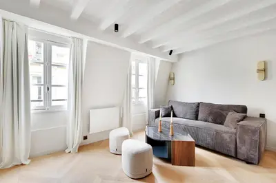 Coin salon dans l'établissement Pick A Flat's Apartement in Saint-Germain-des-Prés - Rue de Seine