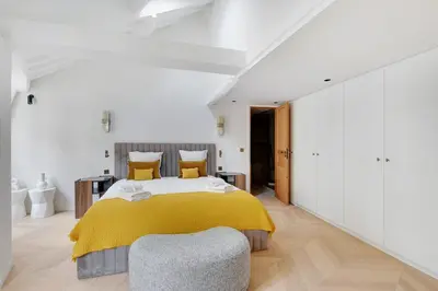 Un ou plusieurs lits dans un hébergement de l'établissement Pick A Flat's Apartement in Saint-Germain-des-Prés - Rue de Seine