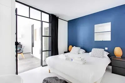 Un ou plusieurs lits dans un hébergement de l'établissement Luminous apartment 4P2BD Sacré-Coeur Montmartre - G