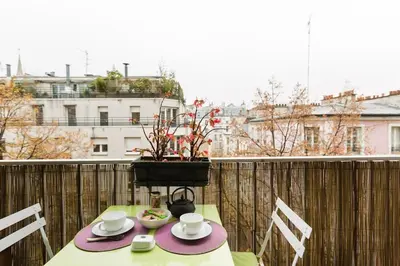 Balcon ou terrasse dans l'établissement Cozy Studio Bastille with balcony