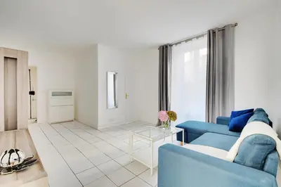 Coin salon dans l'établissement CHAMPS DE MARS - GRENELLE