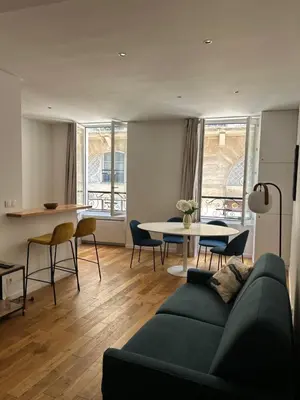 Coin salon dans l'établissement Appartement Cosy Louvre Sentier