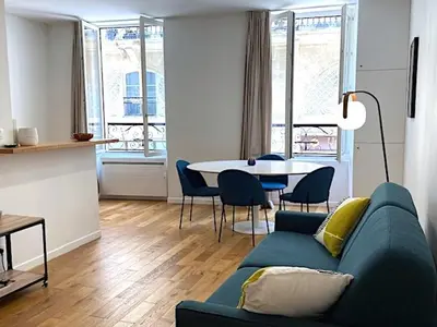 Coin salon dans l'établissement Appartement Cosy Louvre Sentier