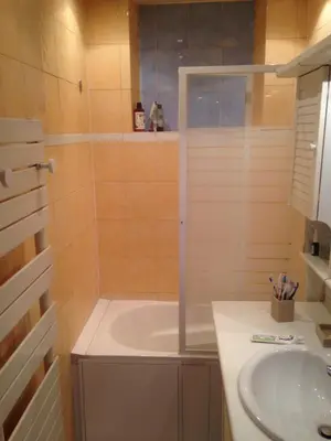 Salle de bains dans l'établissement Guest house dans appartement sur Paris