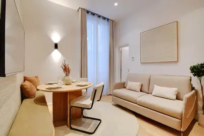 Coin salon dans l'établissement Dream Home near Sacre Coeur