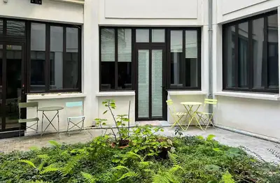 Jardin de l'établissement Cosy 1BR with outside space near Canal Saint Martin