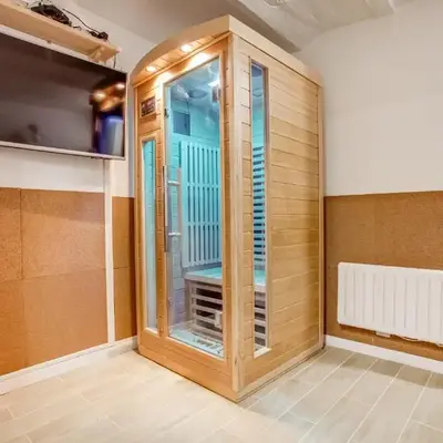 Tiny Duplex with Sauna in the 11