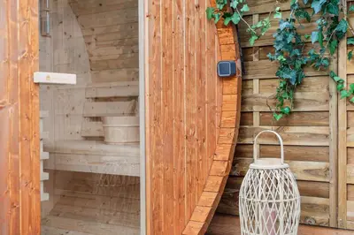 Plan de l'établissement Suite luxueuse avec jardin privé Sauna et Jacuzzi