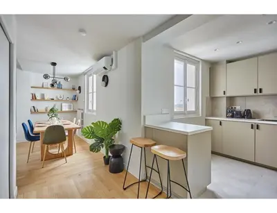 Cuisine ou kitchenette dans l'établissement Residence Trocadero by Studio prestige