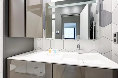 Salle de bains dans l'établissement 334 Parisian Loft - Superb Apartment in Paris