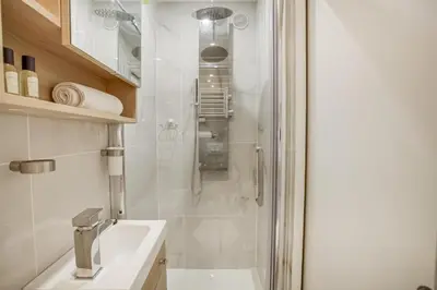 Salle de bains dans l'établissement Tiny boutique studio in Paris 11