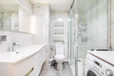 Salle de bains dans l'établissement Paris cœur Quartier de Latin Superbe appartement de 40 m2