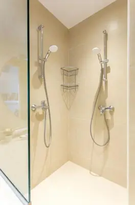Salle de bains dans l'établissement Marais-Picasso, rue Debelleyme - 4 people