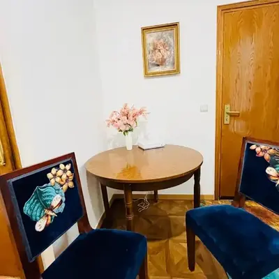 two-bedroom flat near Pompidou Centre