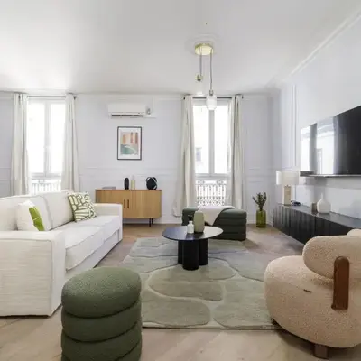 PoeticStay - Champs d'Elysée