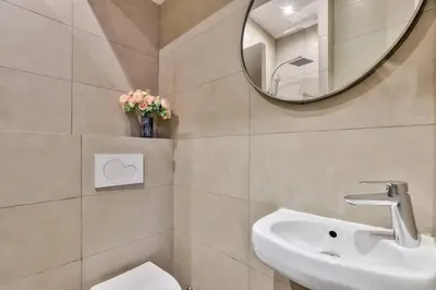 Salle de bains dans l'établissement Charmant studio au coeur des Batignolles