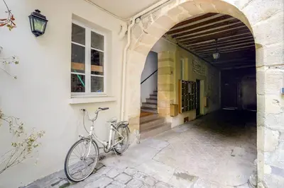Vélo sur le terrain de l'établissement Unique Studio in Marais ou dans les environs