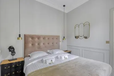 Un ou plusieurs lits dans un hébergement de l'établissement Bright and Gorgeous flat in the heart of Paris