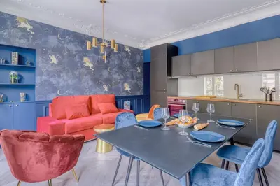 Cuisine ou kitchenette dans l'établissement Modern and Cosy flat in the heart of Notre Dame