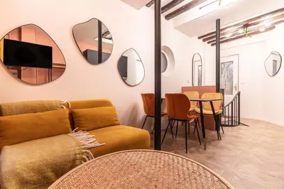 Coin salon dans l'établissement Nouveau-Luxueux Appartement-4P