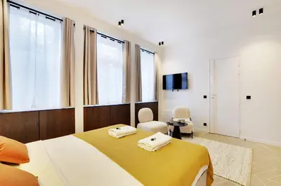 Plan de l'établissement Paris 11 - Luxury room L010
