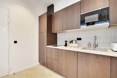 Plan de l'établissement Paris 11 - Luxury room L010