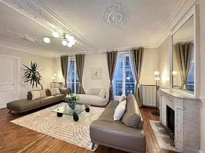 Coin salon dans l'établissement Le Marais - Prestige apartment with AC and lift for 8
