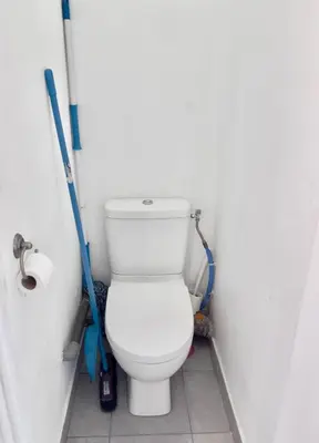 Salle de bains dans l'établissement Charmant appartement proche de la Tour Eiffel