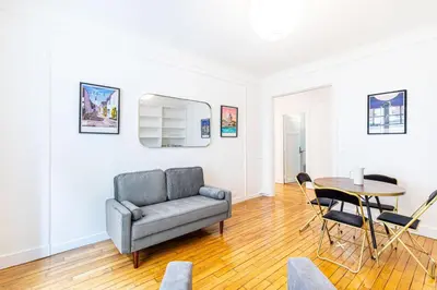 Coin salon dans l'établissement GuestReady - Beautiful Getaway near Eiffel Tower